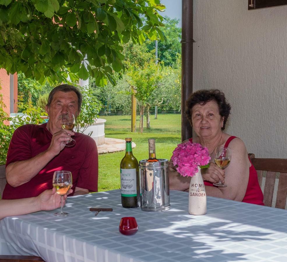 B&B Carmela Умаг Екстер'єр фото